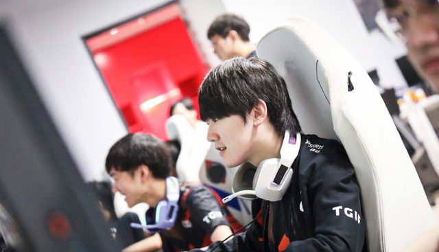 生日每年都 生日每年都